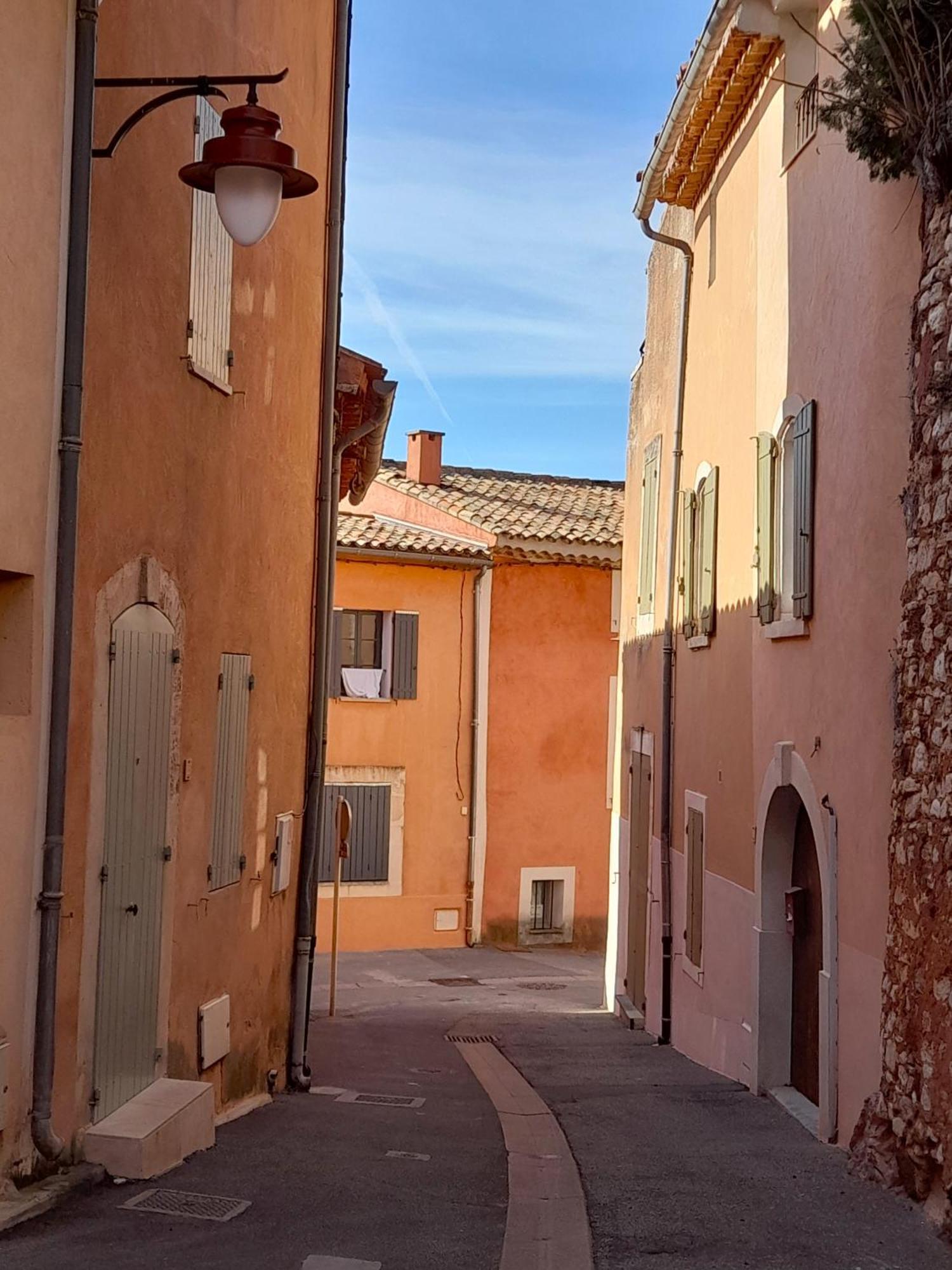 L'Atelier Au Coeur Du Village Roussillon  Bagian luar foto